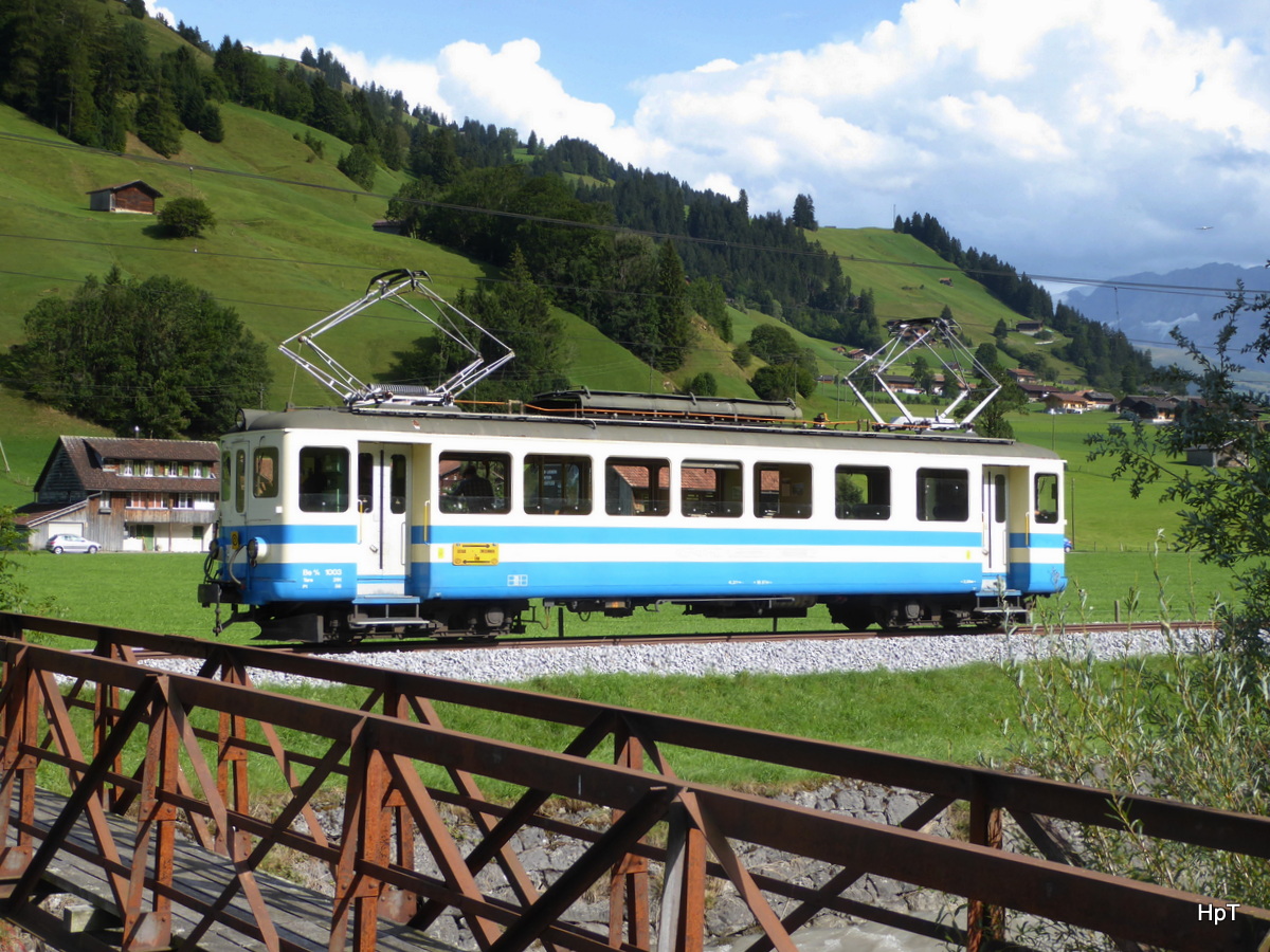 Goldenpass MOB - Fotoextrafahrt mit dem Be 4/4 1003 unterwegs bei Matten am 26.08.2017