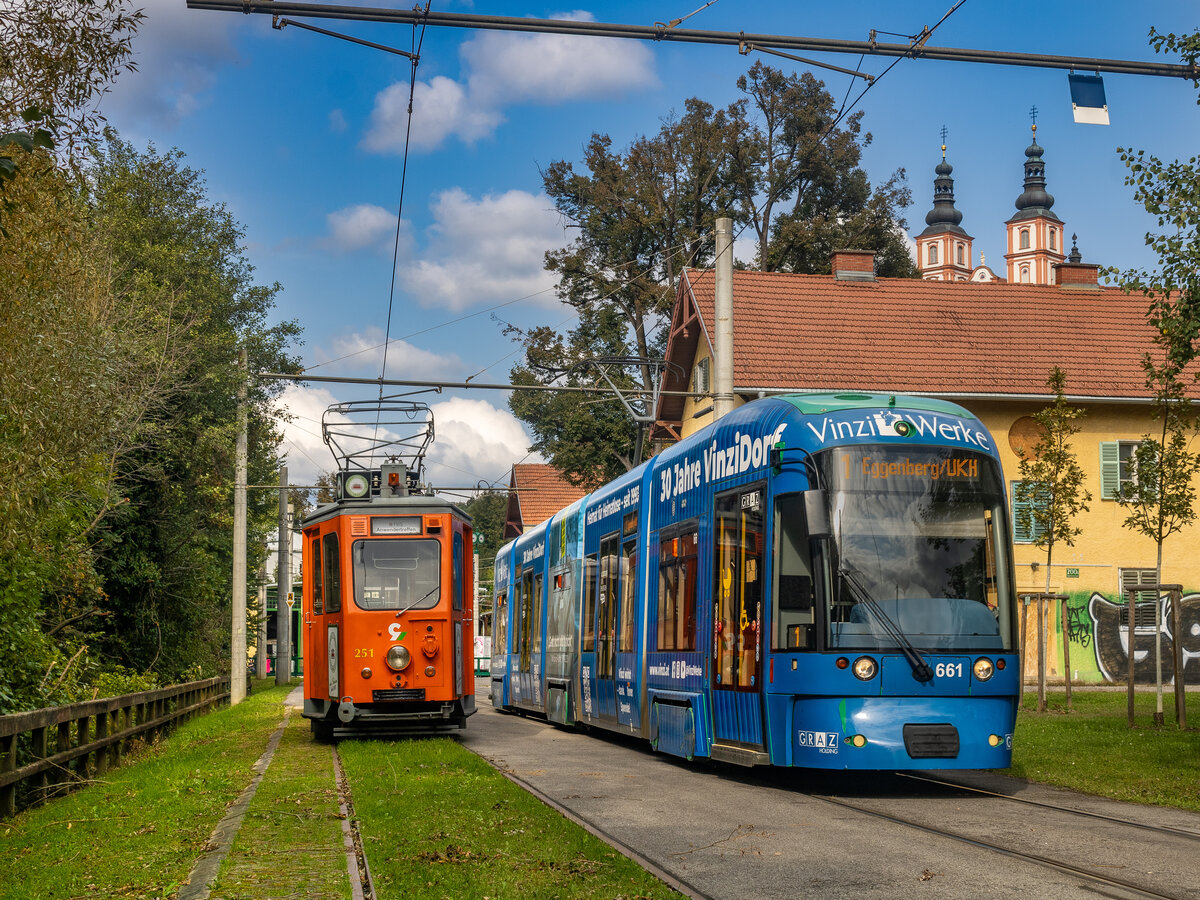 Graz. Am 20.09.2024, passiert der Cityrunner 661 den Arbeitswagen 251 am Abstellgleis Mariatrost.