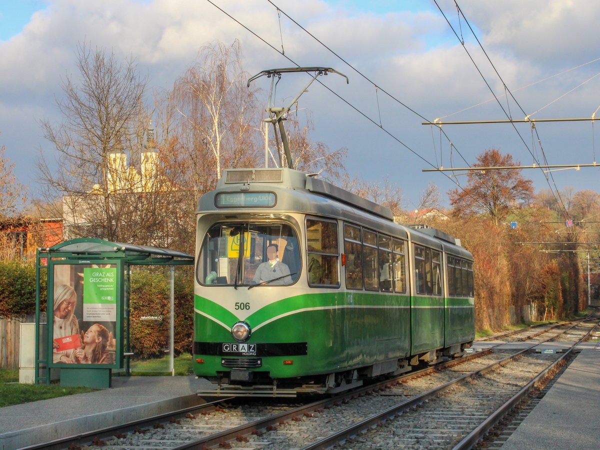 Graz. Am 25.11.2020 konnte ich TW 506 der Graz Linien in Teichhof als Linie 1 ablichten.