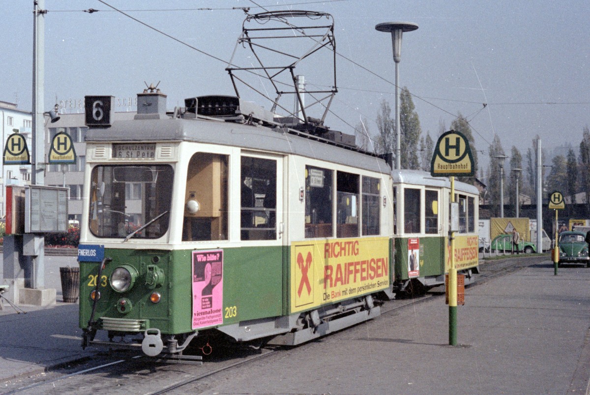 Graz GVB SL 6 (Tw 203) Hauptbahnhof am 17. Oktober 1978. - Scan von einem Farbnegativ. Film: Kodak Safety Film 5075. Kamera. Minolta SRT-101.