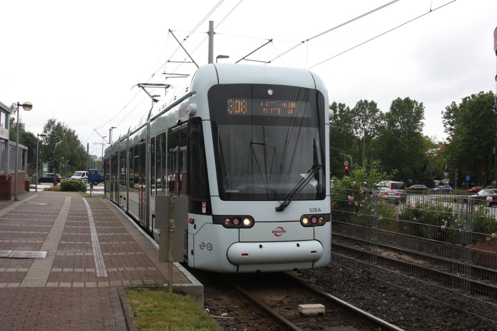 Hattingen 22.06.2015: Bogestra Tram 528