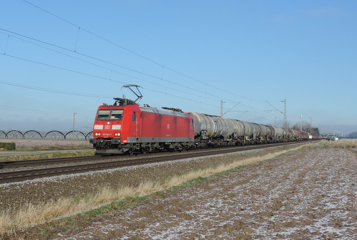 Hohberg - 20. Januar 2024 : 185 024 mit einem Gemichten.

Link zum Video : https://www.youtube.com/watch?v=Cn7W-Wk7X38