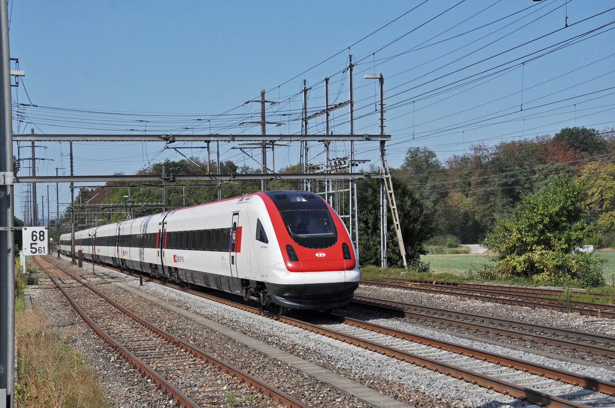 ICN 500 011  Blaise Cendras  durchfährt den Bahnhof Möhlin. Die Aufnahme stammt vom 20.08.2018.