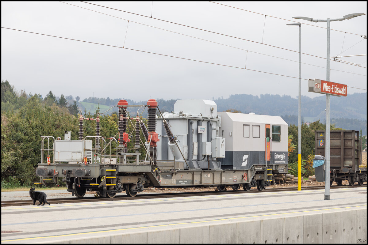 In den nächsten Tagen kommt dieser Wagen zum Einsatz um die Nagelneue Fahrleitung die die Steirische Westbahn überspannt auf Herz und Nieren zu Prüfen . 16.10.2024 