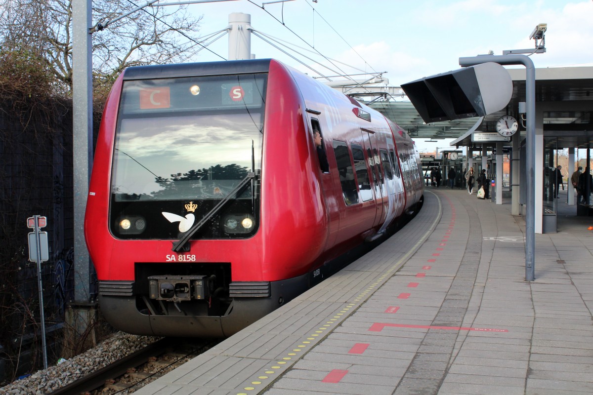 København / Kopenhagen DSB-Bahnlinie C (SA 8158) Flintholm am 8. März 2014.