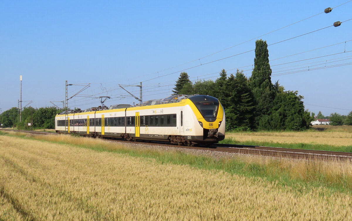 Lahr/Schwarzwald - 24. Juni 2024 : Coradia 1440 182 als Lz nach Offenburg.

Link zum Video : https://www.youtube.com/watch?v=GjM6I2gw_4U&lc=Ugy3aYqf4QrR8uwarq54AaABAg