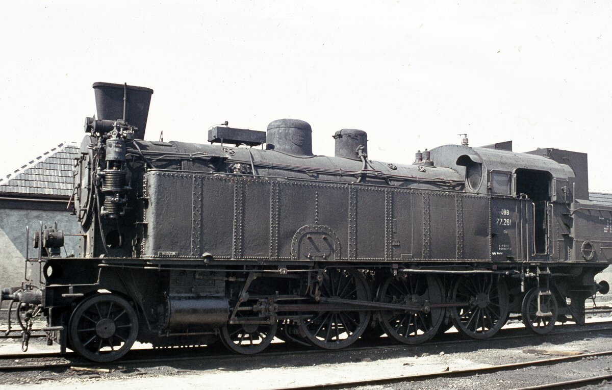 ÖBB  77 261      im Bw