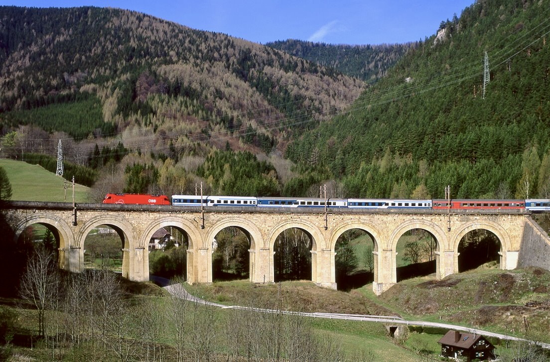 ÖBB …, Semmering, Adlitzgraben Viadukt, EC151, 21.04.2008.
