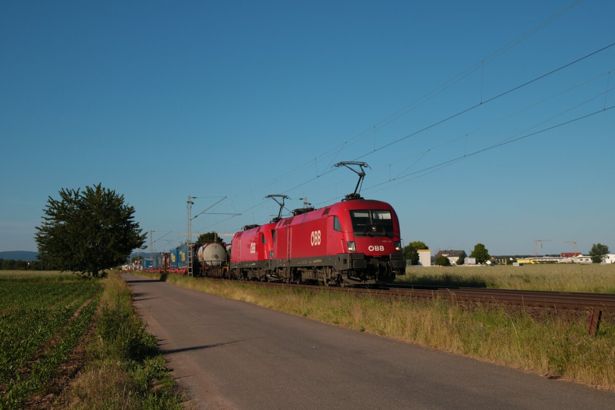 ÖBB Siemens Taurus 1116 145-4 und 1116 xxx am 14.06.21 in Babenhausen 