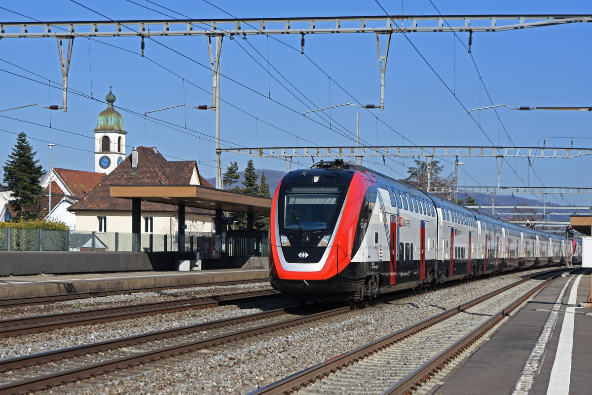 RABe 502 210-3 Twindexx durchfährt den Bahnhof Rupperswil. Die Aufnahme stammt vom 10.03.2022.