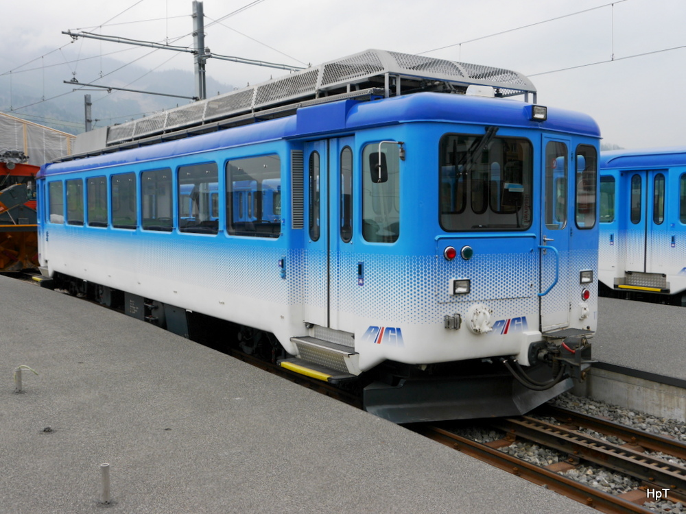 RB - Triebwagen BDeh 2/4 11 im Bahnhof von Arth-Goldau am 05.04.2014