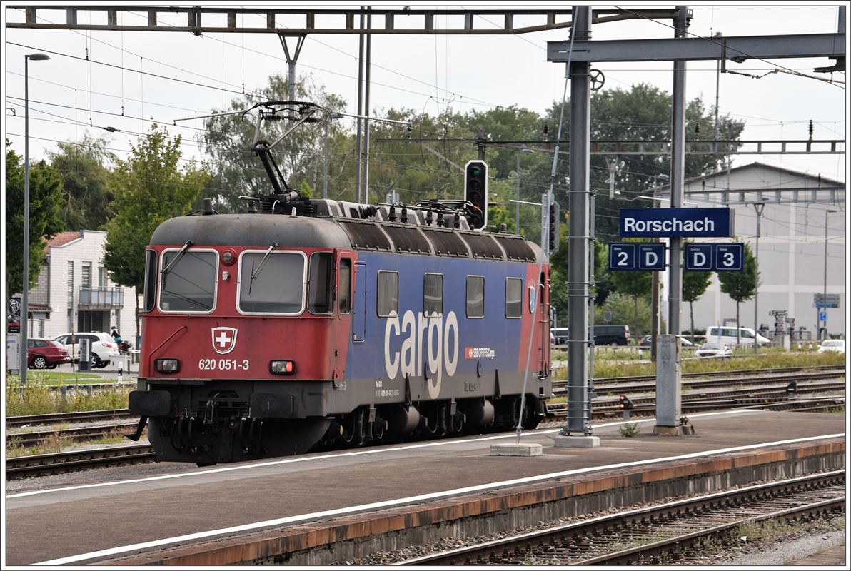 Re 620 051-3  Arlesheim  bei der Durchfahrt in Rorschach. (09.08.2017)