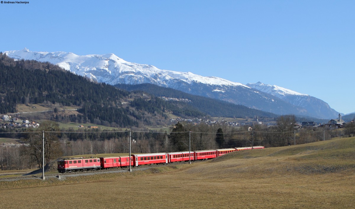 Rhb 704 mit dem RE 1216 (Landquart-Disentis/Muster) bei Ilanz 9.3.14