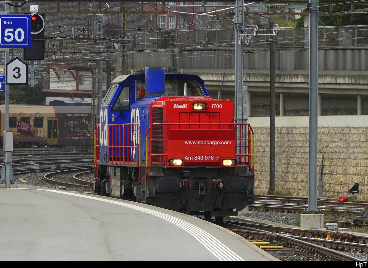 SBB - Lok 843 078-7 bei der durchfahrt im Geleise 50 im Bhf. Bern am 2024.10.04