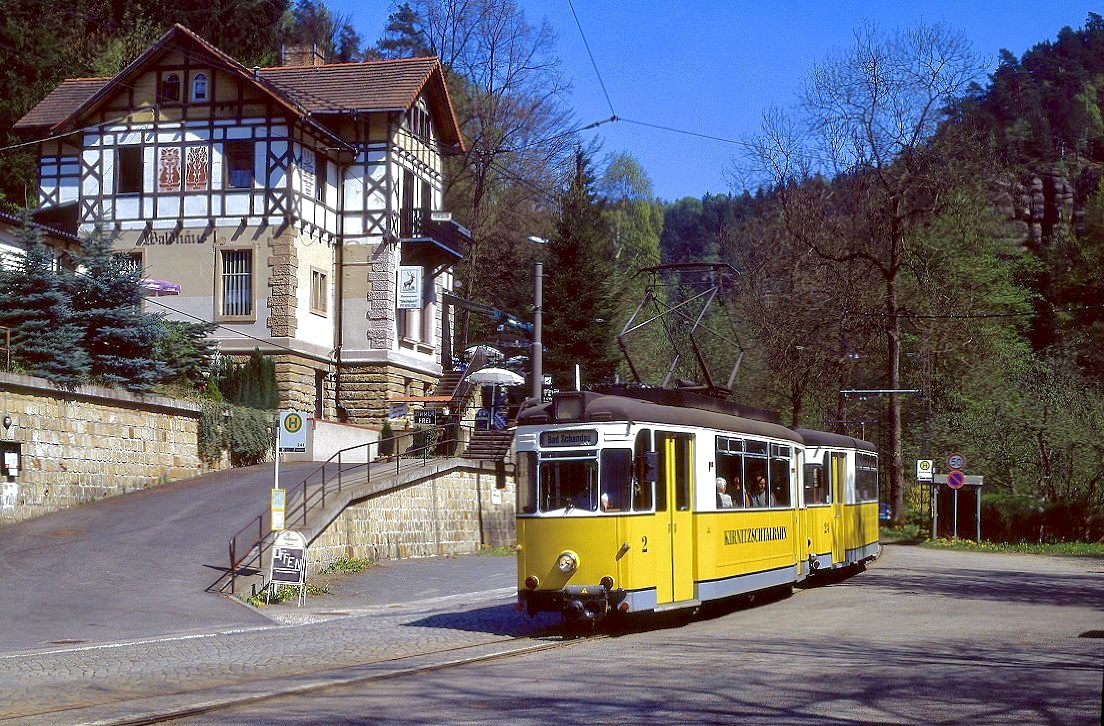 Schandau 2 + 24, Waldhäus’l, 03.05.2001.
