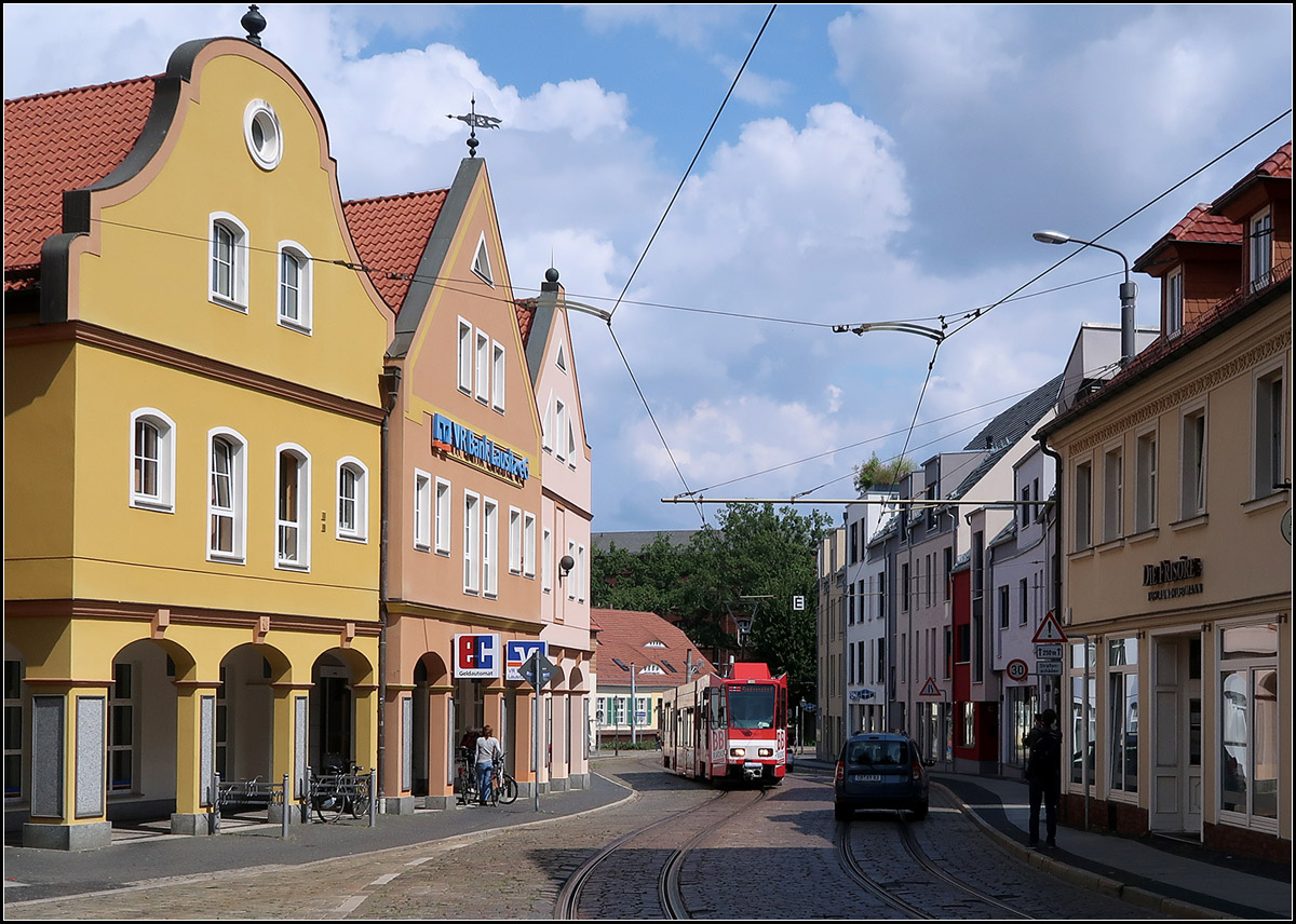 Schöner als erwartet -

... entpuppte sich Gottbus. In der recht schönen Altstadt finde sich auch ansprechende Straßenbahnmotive. Auf Tour mit Thomas Wendt.

21.08.2019 (M)