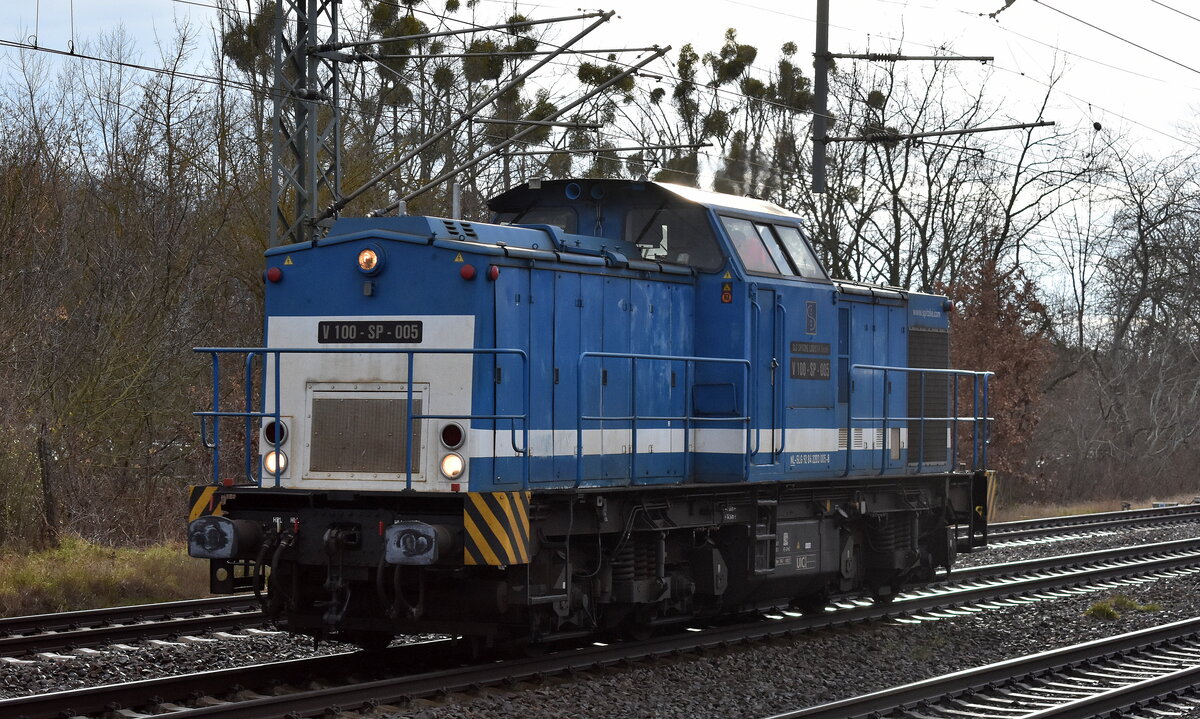 Spitzke Logistik GmbH, Großbeeren mit ihrer  V 100-SP-005  [NVR-Nummer: 92 84 2203 005-8 NL-SLG] am 19.12.24 Höhe Bahnhof Golm.