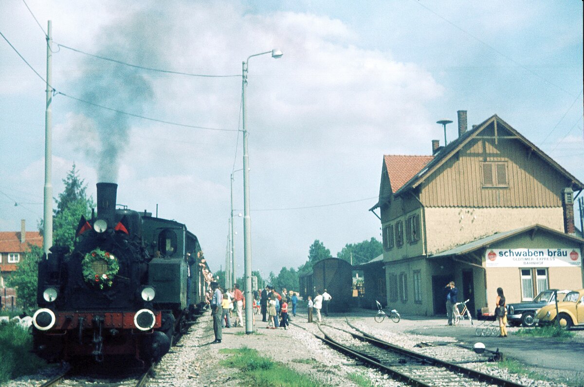 SSB Stuttgart_Filderbahn__Sonderzug der GES im Bf. Echterdingen.__26-05-1973