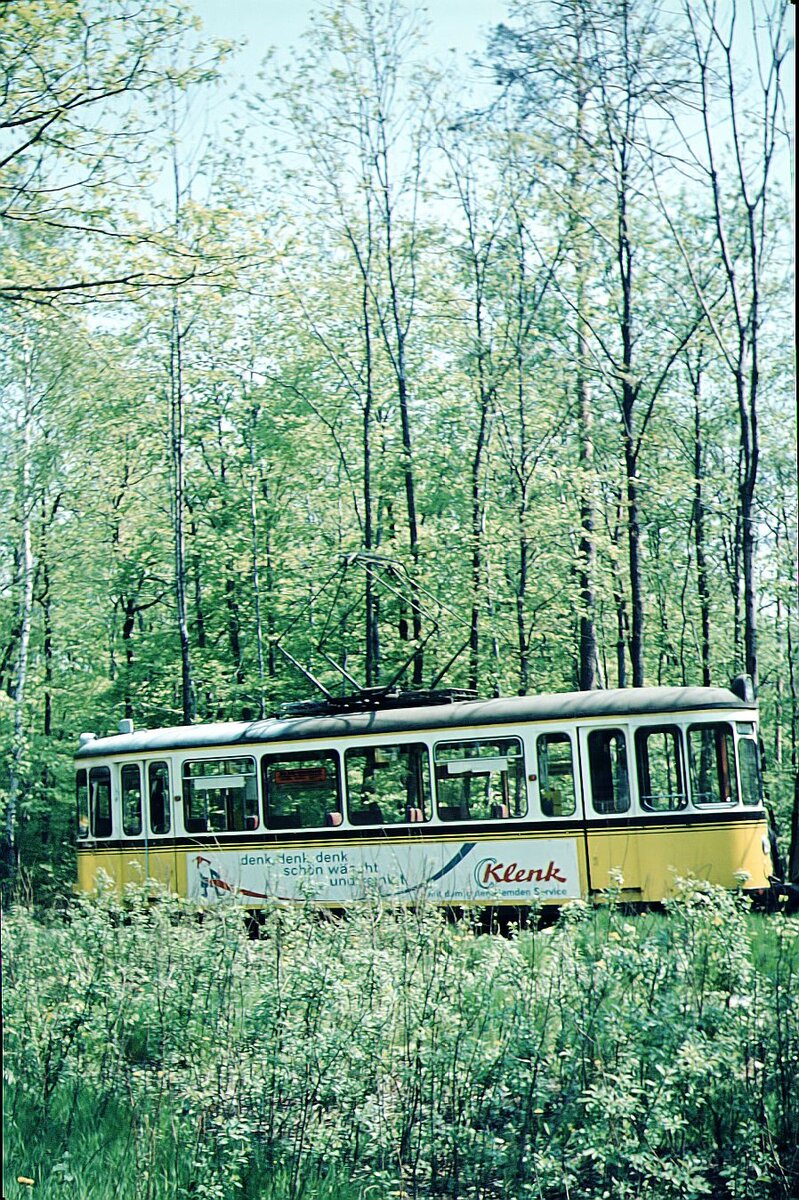 SSB Stuttgart__Hier  wäscht und reinigt Klenk  mitten im Walde. T2 auf Linie 10 in der Zwischenschleife 'Geroksruh'.__13-05-1973 