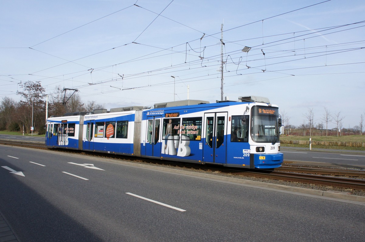 Straßenbahn Mainz: Adtranz GT6M-ZR der MVG Mainz - Wagen 209, aufgenommen im Februar 2016 in Mainz-Hechtsheim.