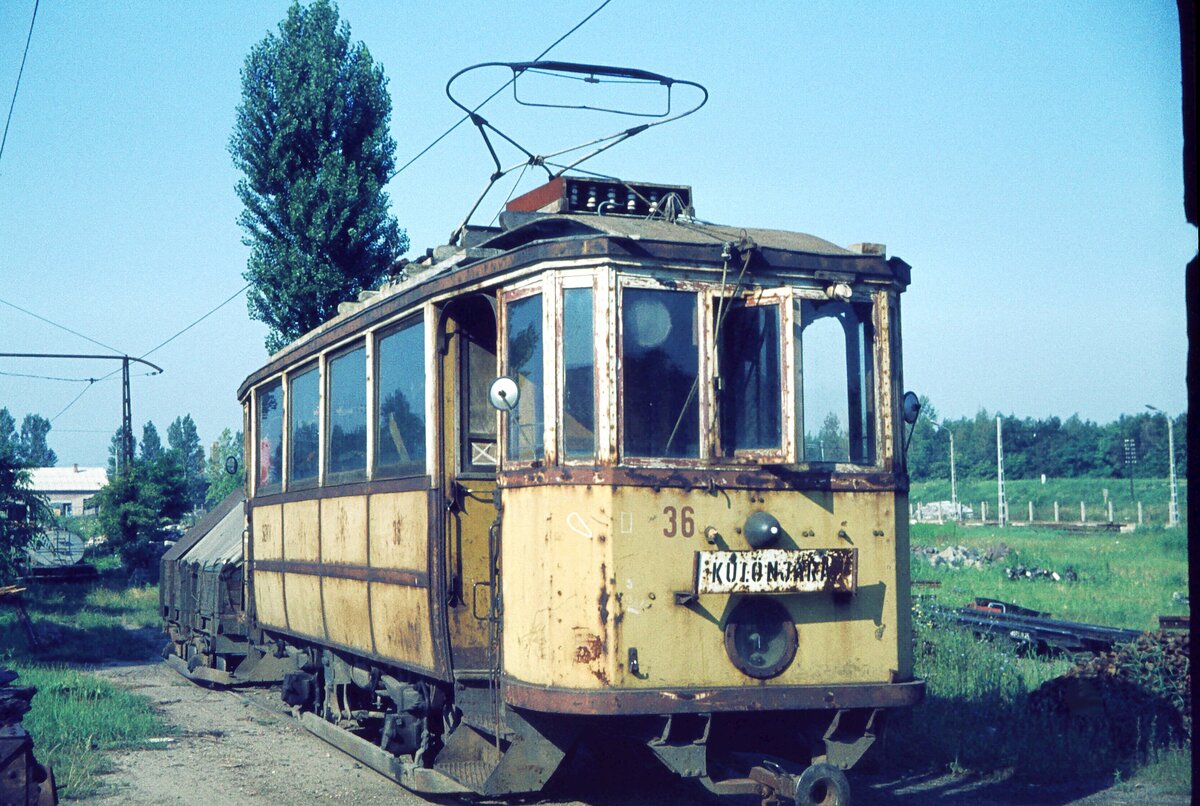 Szeged_Tw36_18-07-1975