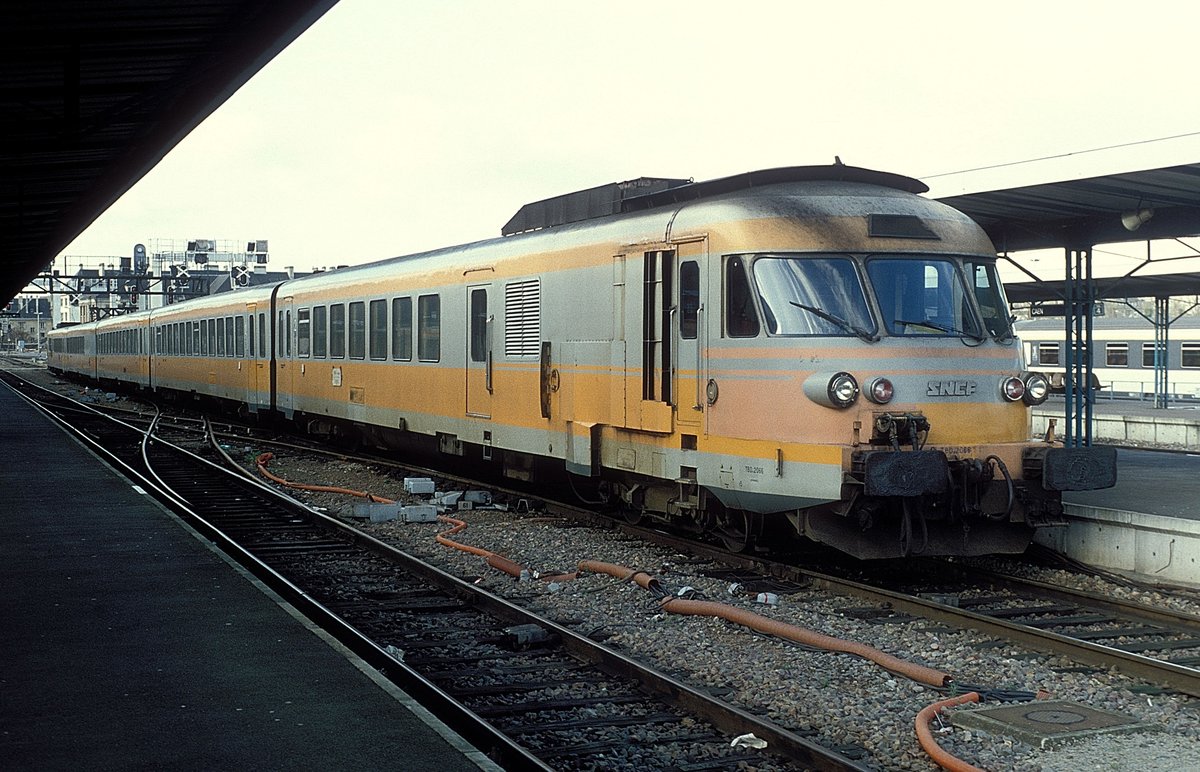 T 2066  Caen  12.01.95