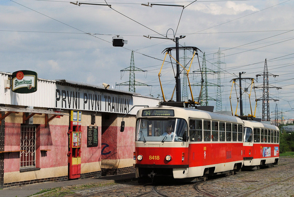 T3R.P 8418+8419 hatten am frühen Vormittag des 12.07.2017 soeben die Endstelle Sporilov erreicht, allerdings war das Bierlokal zu diesem Zeitpunkt noch geschlossen.