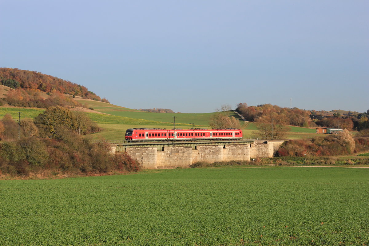 Unbekannter Coradia Continental als RB München-Aalen am 01.11.2018 bei Hoppingen. 