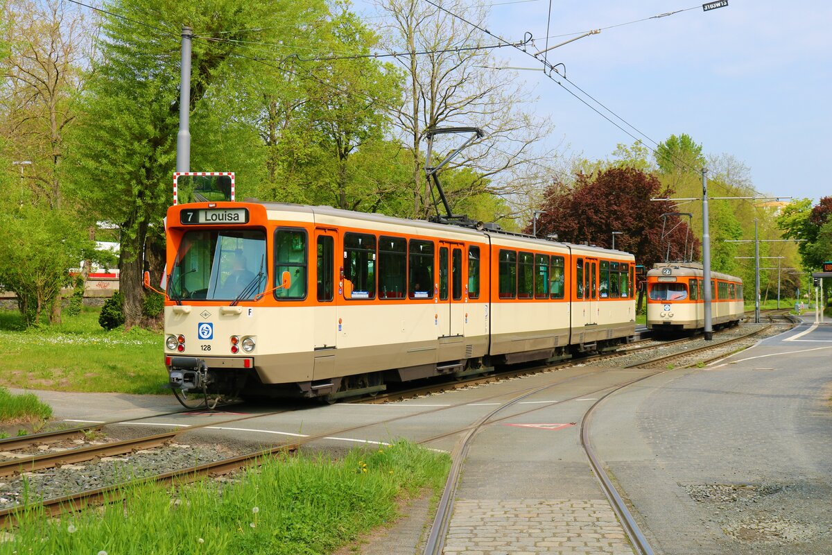 VGF Düwag Pt Wagen 128 am 01.05.22 bei einer Sonderfahrt in Frankfurt am Main