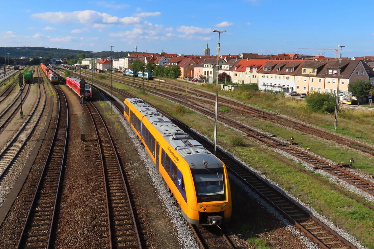 Von der Brücke bei Bahnhof sdchwandorf wurde am 20 September 2024 ein Quasi-Panorama mit 1648 711 gemacht.