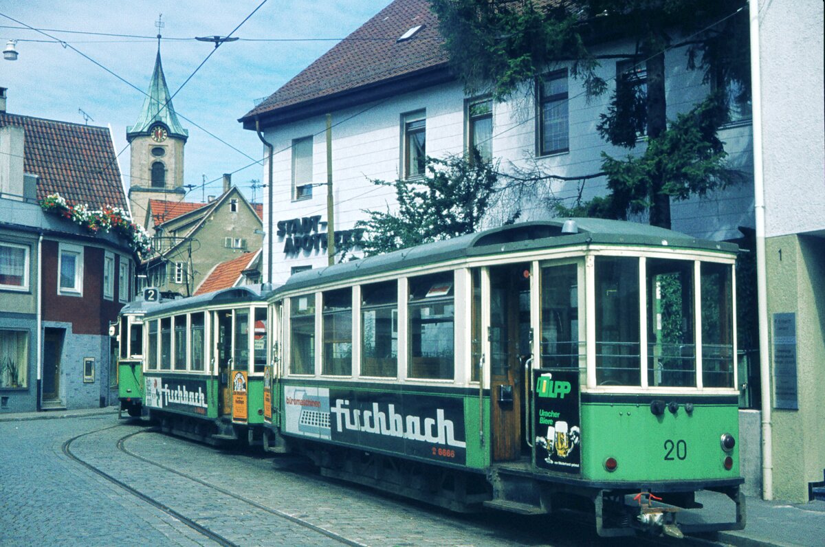 Vor 50 Jahren__Die Straßenbahn in Reutlingen verkehrte das letzte Mal am 19. Oktober 1974. 3-Wagen-Zug der Linie 2 mit Bw 20 [ME 1939] am Ende an der Endstelle in Pfullingen.__02-09-1974