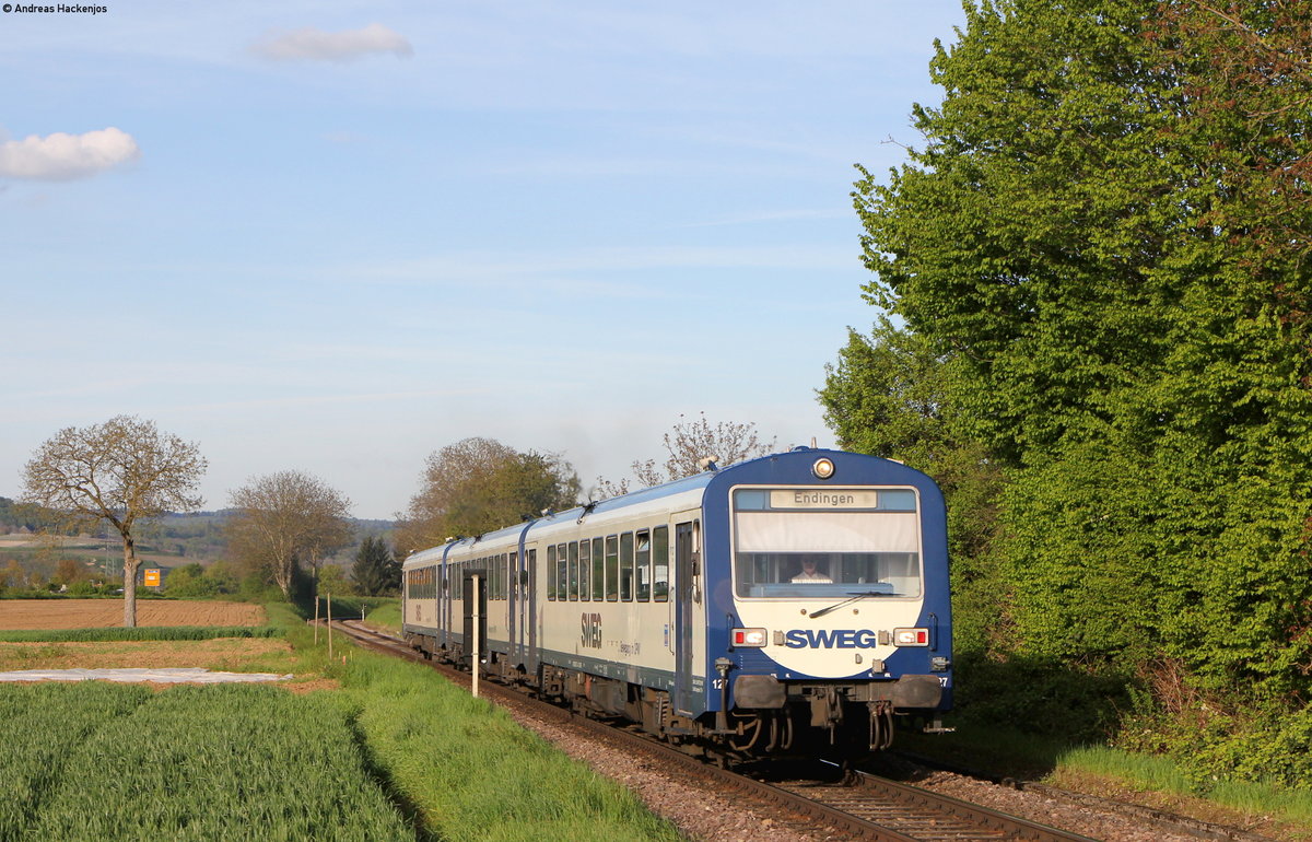 VT 127, VT 126 und VS 202 als SWE74231 (Riegel-Malterd.NE-Endingen) bei Riegel 29.4.16