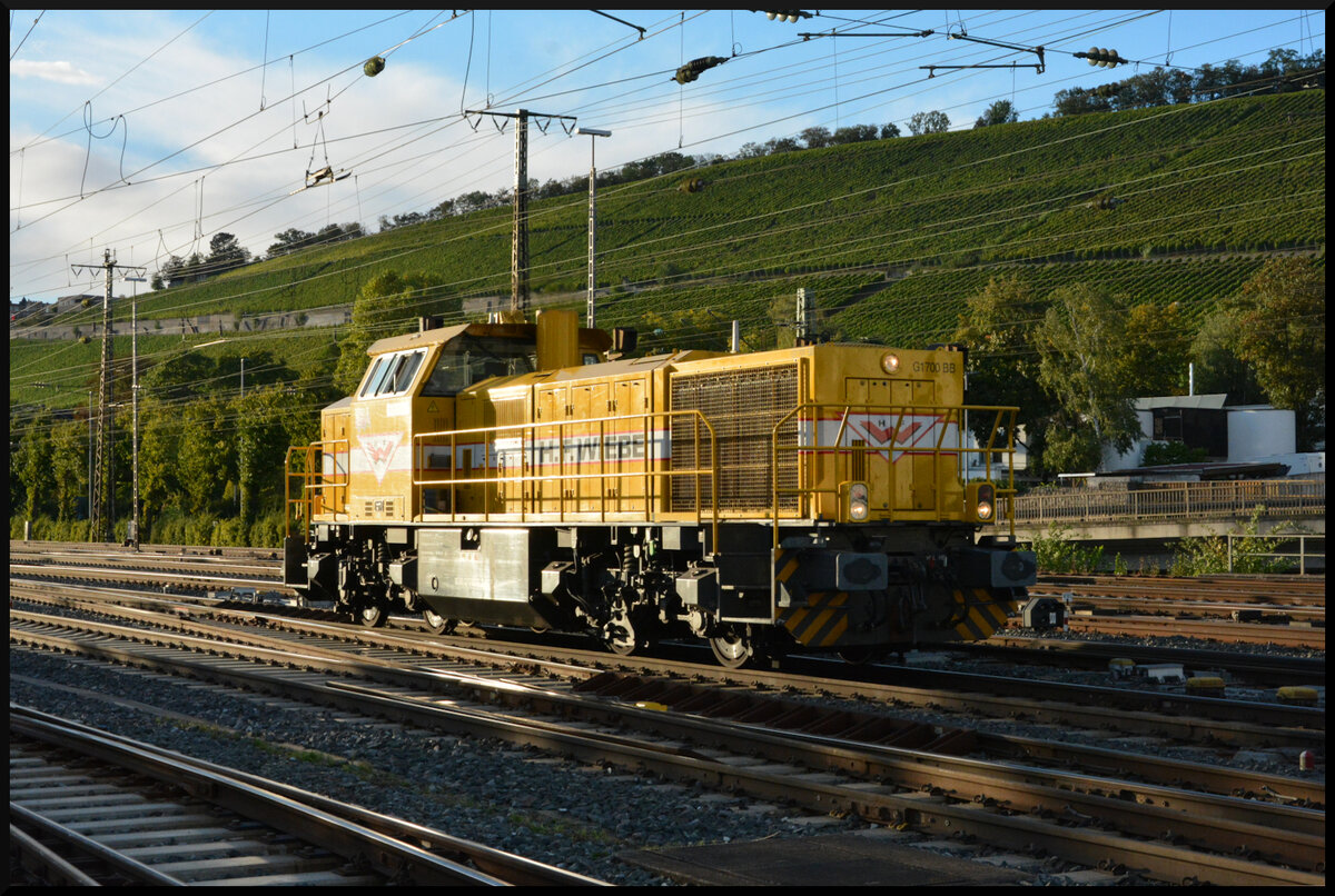 Wiebe 277 804-1 am 27.09.2024 Lz in Würzburg.