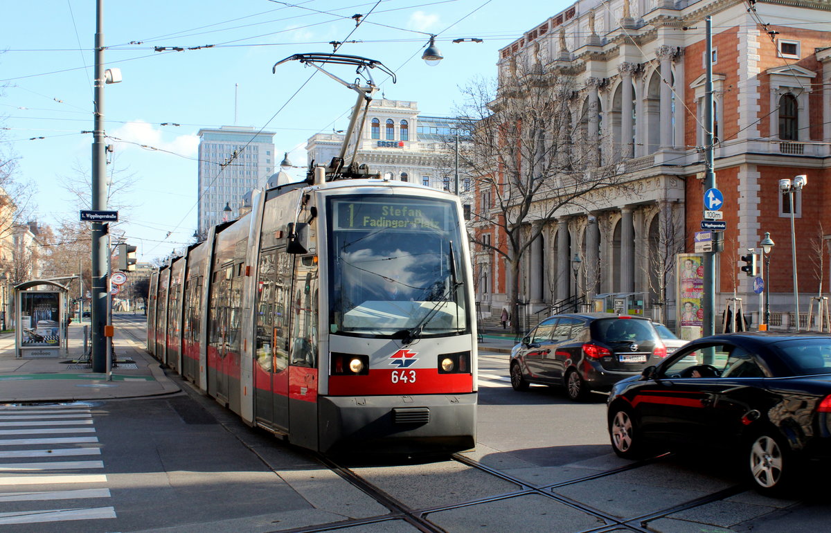 Wien Wiener Linien SL 1 (B 643) Innere Stadt, Schottenring / Wipplingerstraße / Börse am 20. Februar 2016.