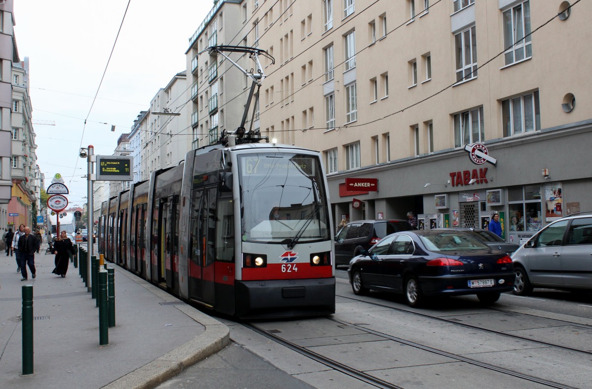 Wien Wiener Linien SL 67 (B 624) Troststraße (Hst. Troststraße / Neireichgasse) am 11. Oktober 2015.