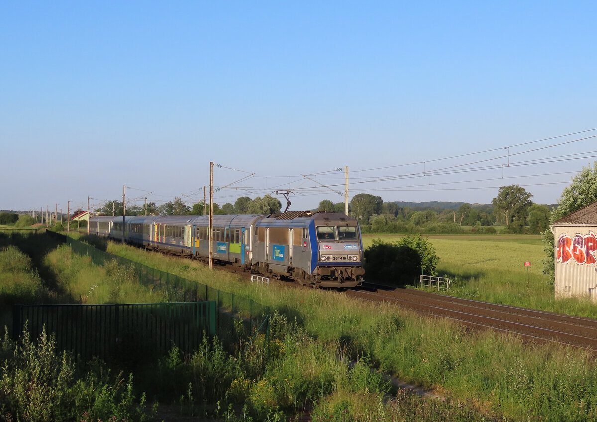 Wilwisheim - 7. Juni 2024 : BB 26141 am TER 830110 von Strassburg nach Sarrebourg.