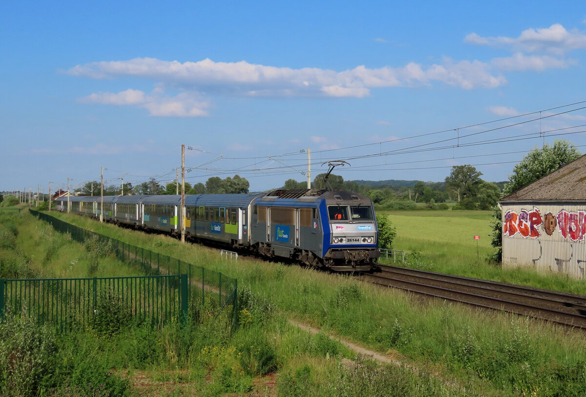 Wilwisheim - 7. Juni 2024 : BB 26144 am TER 835030 von Strassburg nach Nancy.