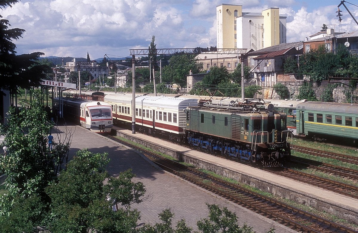 WL22M-1483  Kutaisi  15.06.11