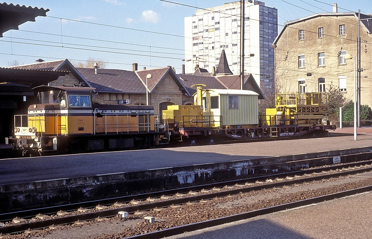 Y 8011  Thionville  08.03.93