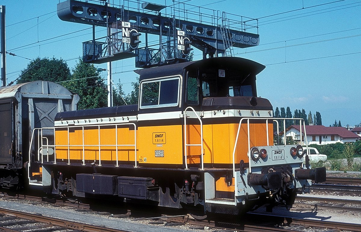 Y 8114  Annemasse  05.08.83