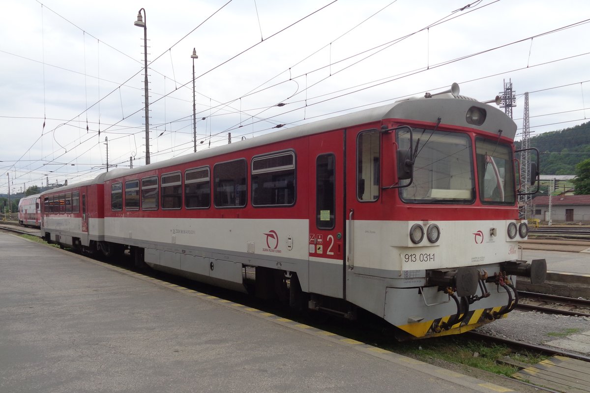 ZSSK 913 031 steht am 15 Mai 2018 in Zilina.