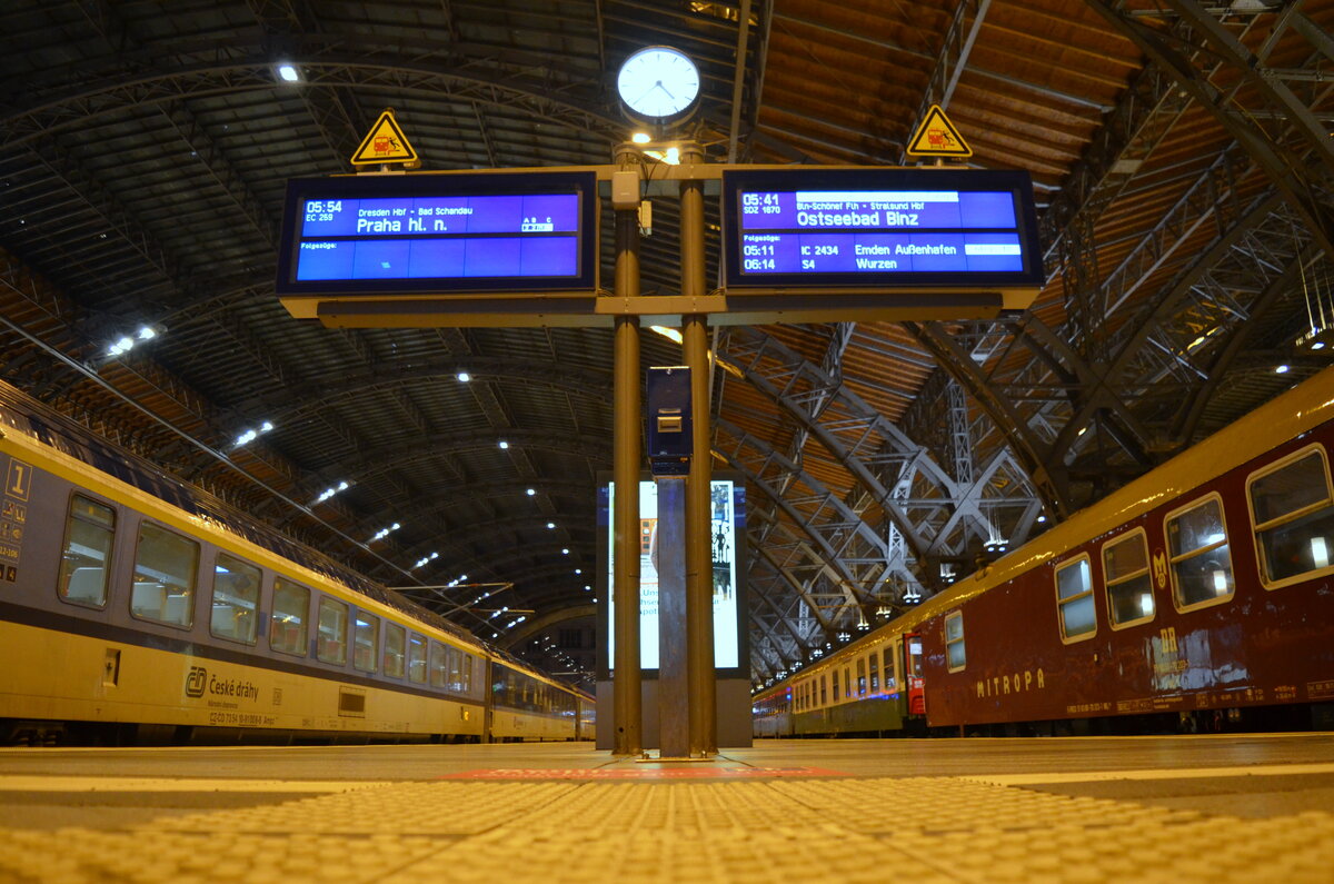 Zugzielanzeiger Leipzig Hbf 05.10.2019