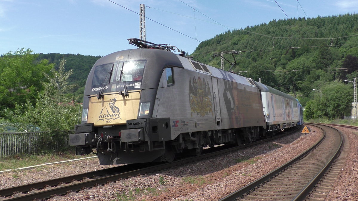 zwischen (Dillingen)- Merzig - Trier - (Wittlich) Versuchsfahrten mit einem neuen Alstom Coradia iLINT (643 101-4) statt. Gezogen wurde der Zug von der MRCE 182 523  Kaiser Franz -Werbelok mit 2 Dms-Wagen.