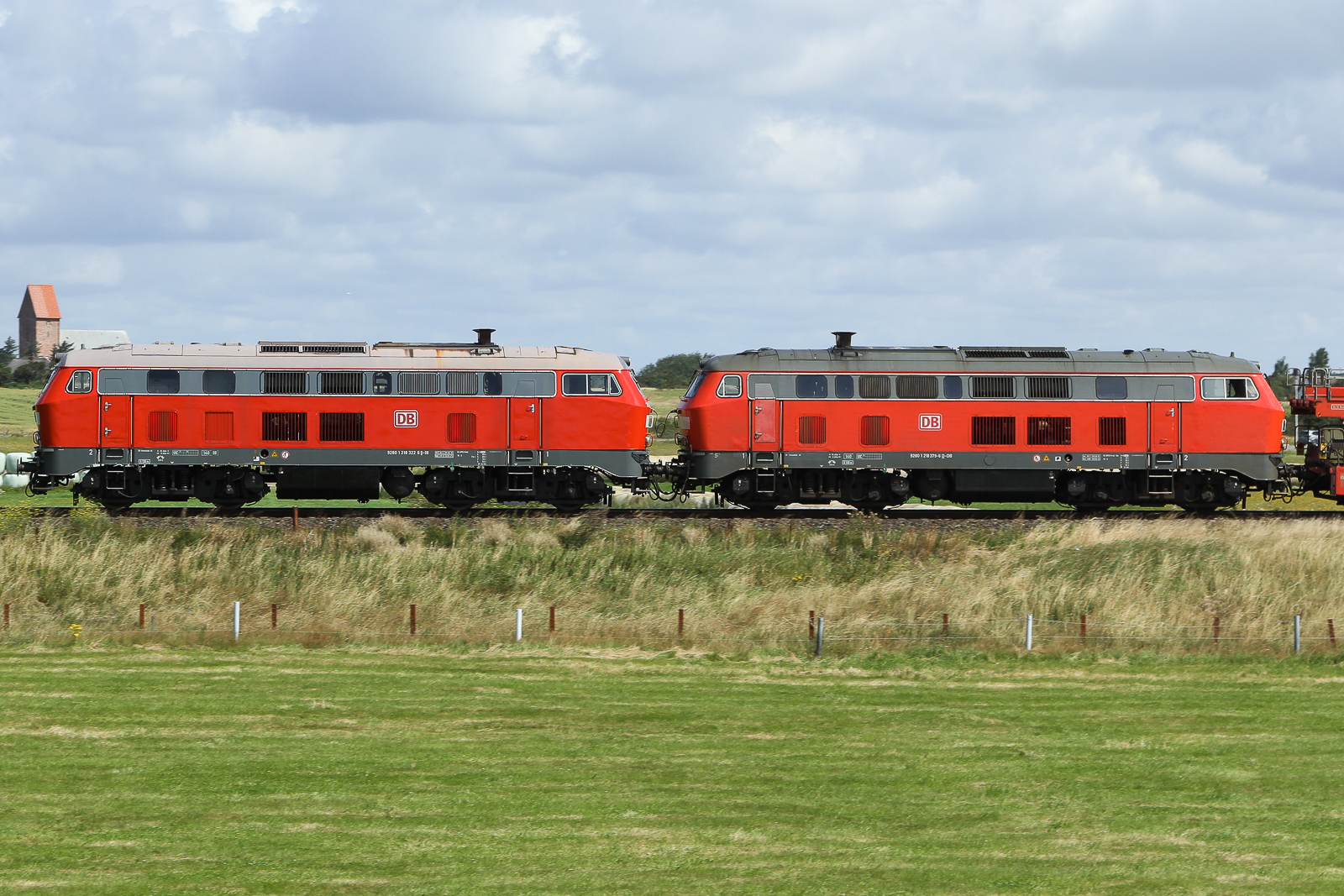  218 322 und 379 von Niebüll nach Westerland auf Sylt am 28.7.24