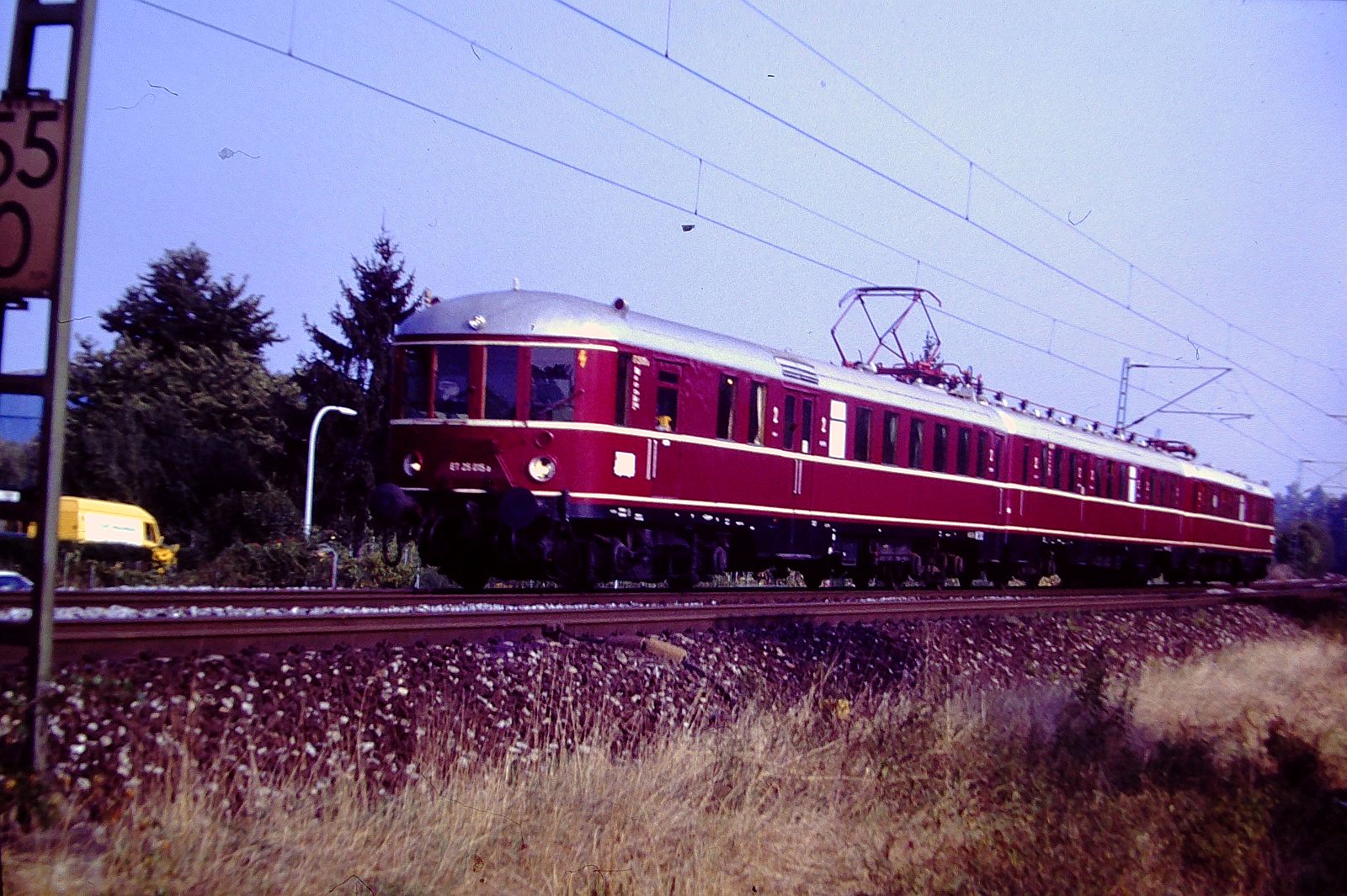 14.Sept. 1991 zwischen Neckarsulm und Heilbronn Et 25 015 alz Dzt 21829 nach Heilbronn unterwegs