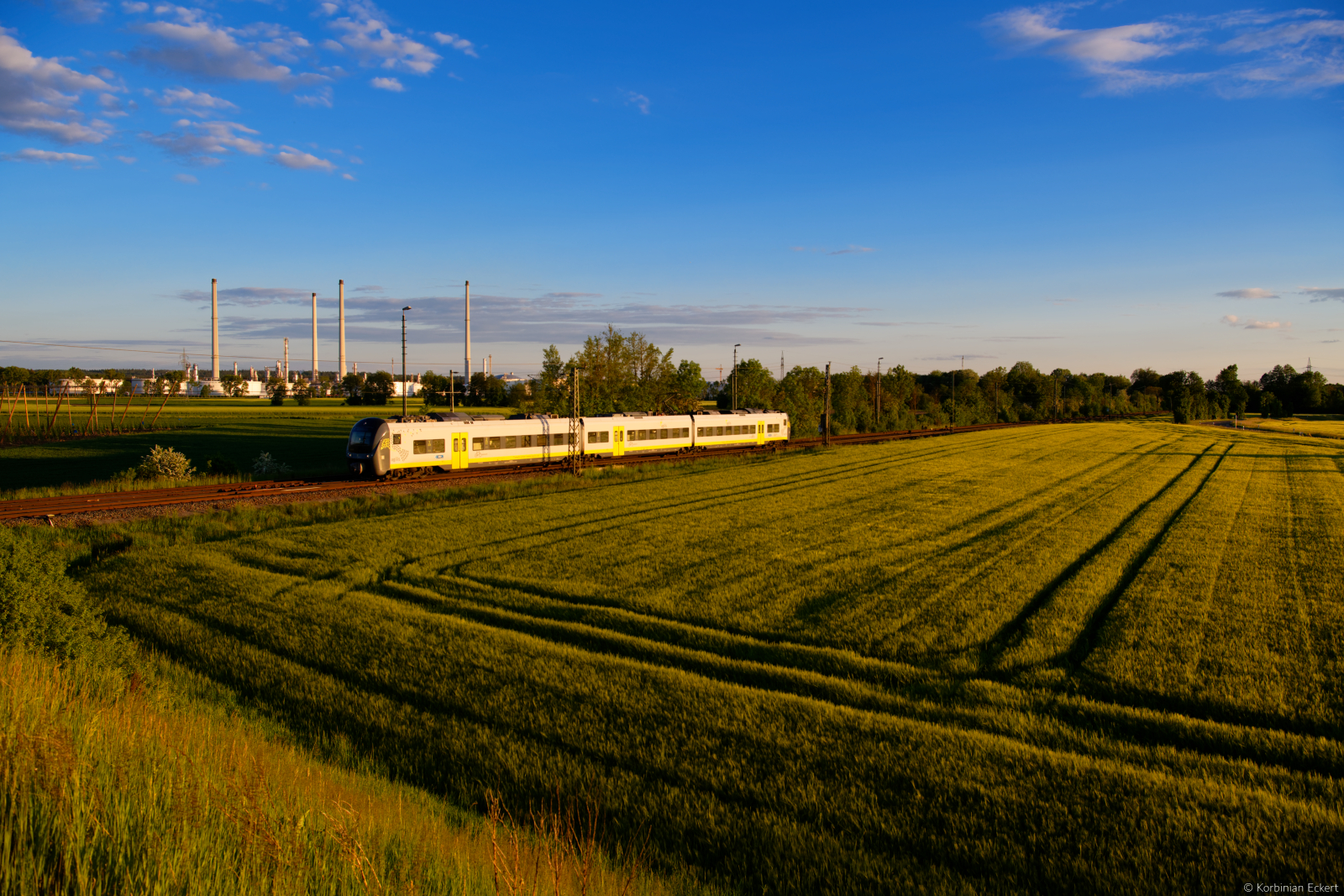 440 409 agilis als ag 84289 (Ingolstadt Nord - Regensburg Hbf) bei Neustadt (Donau), 29.05.2021