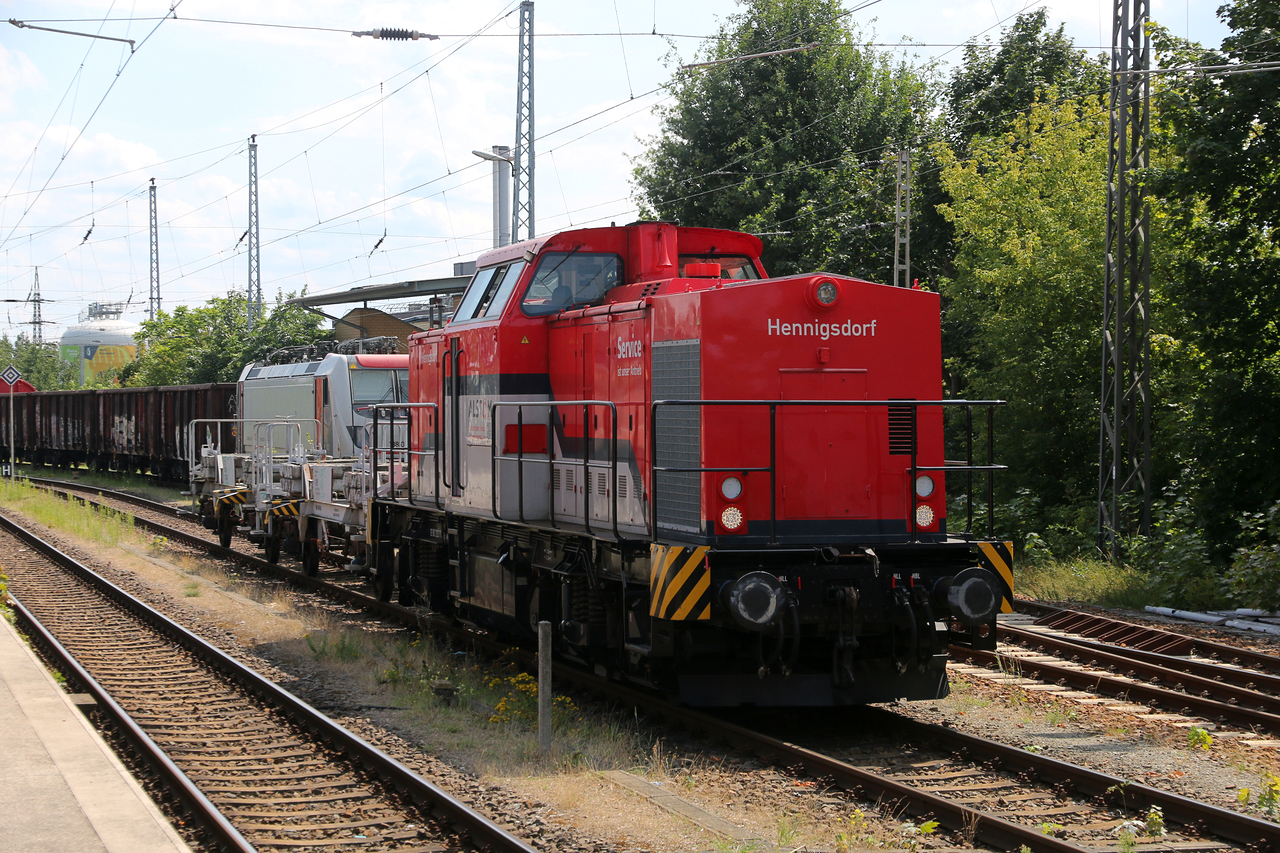 ALSTOM Lokomotiven Service 203 111-0  Hennigsdorf  (vermietet an Stadler Pankow) // Hennigsdorf // 23. Juli 2024