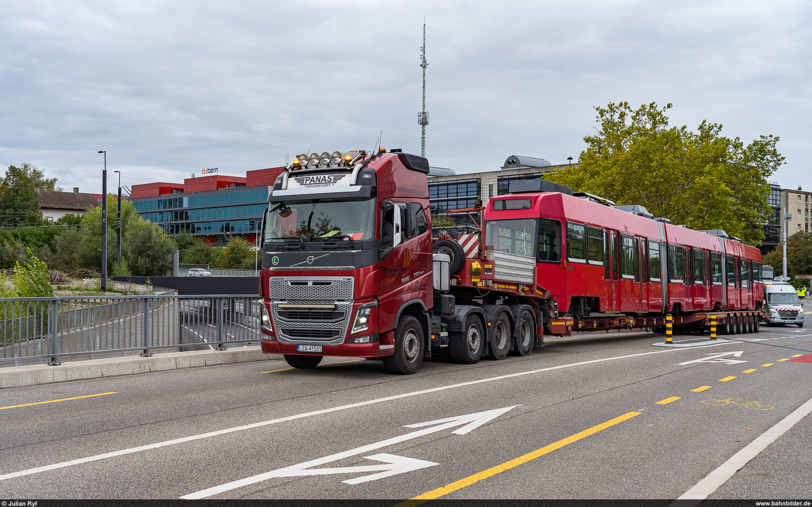 BERNMOBIL / Lviv Electrotrans Vevey-Tram 742 / Depot Bolligenstrasse Bern, 1. Oktober 2024<br>
Transport der Vevey-Trams in die Ukraine