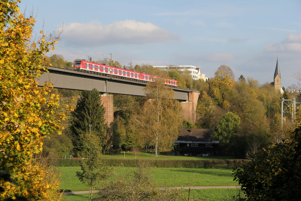 DB Regio 423 xxx + 423 xxx // Marbach (Neckar) // 31. Oktober 2017