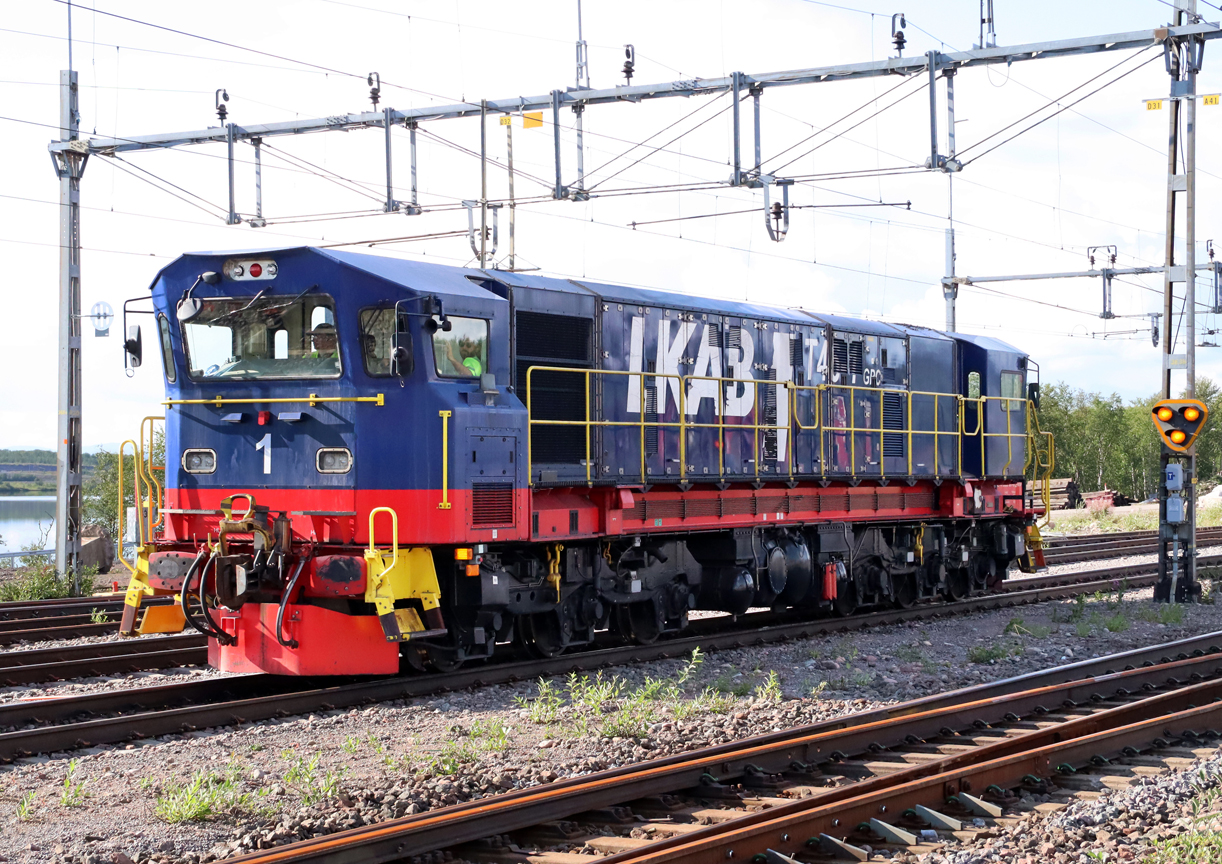 Diesellok Nr 1 unterwegs im Bahnhof Kiruna. Kiruna, 12.8.2024